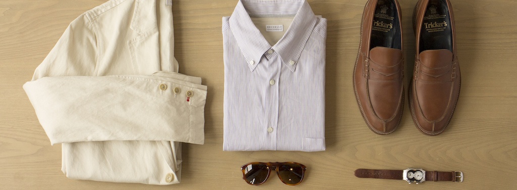 7 Best Travel Clothes: Apparel Tips for Long-Haul Flights