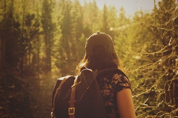 woman traveling solo